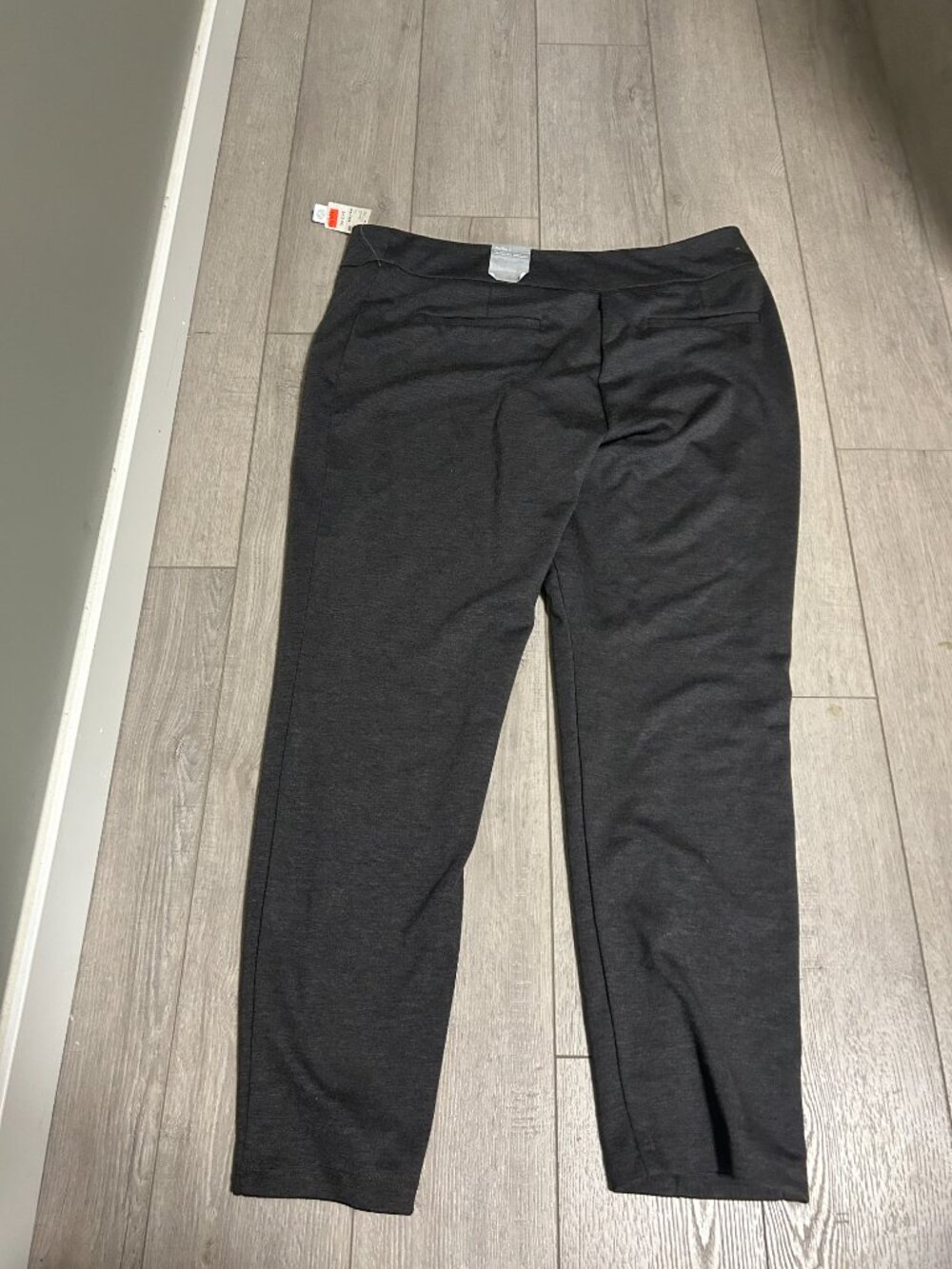 NWT Reitmans Women’s Pants Tapered Dark Grey Size XL Extra Large